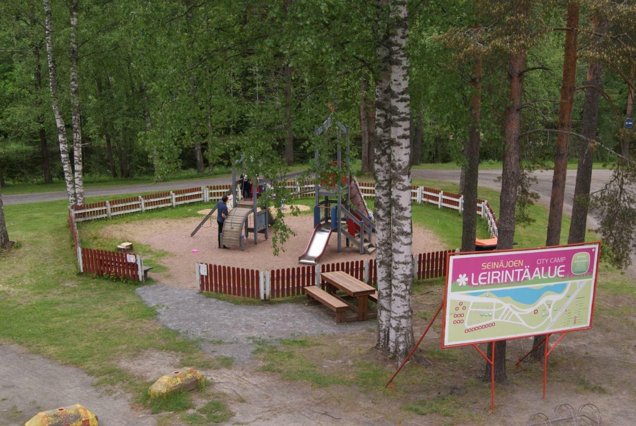 Seinaejoen Leirintaealue Hotel Seinäjoki Eksteriør billede